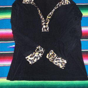 Chico's Travelers Top Size 3 Black Leopard Collar & Cuffs